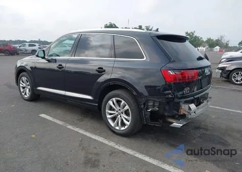2018 Audi Q7 3.0T Premium из США, поврежденный, VIN WA1LAAF73JD030408
